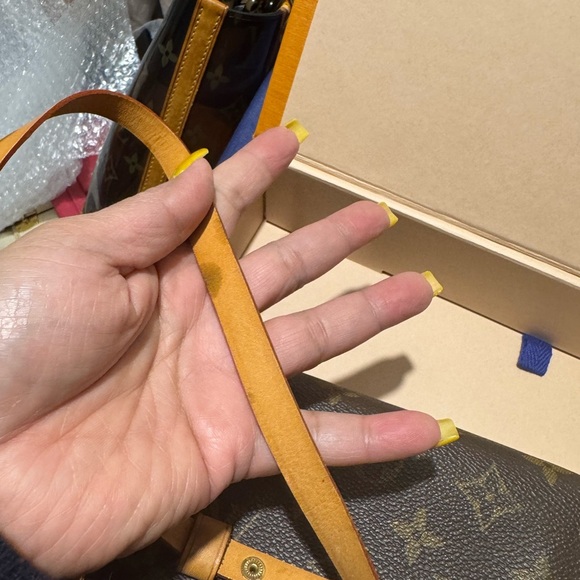 Louis Vuitton Monogram Brown belt Bag Florentine - Picture 8 of 10